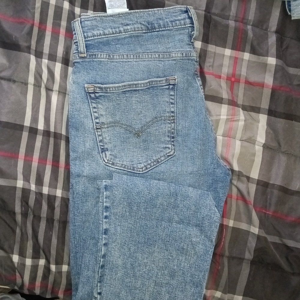 LEVI'S JEANS - Picture 3 of 4